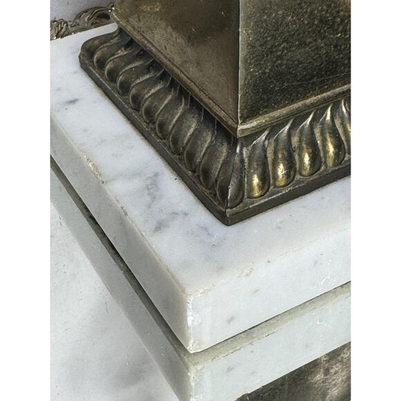 Set Of Vintage Heavy Brass Lamp with Marble Base - Picture 7 of 10